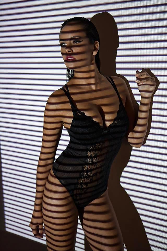 25P See through