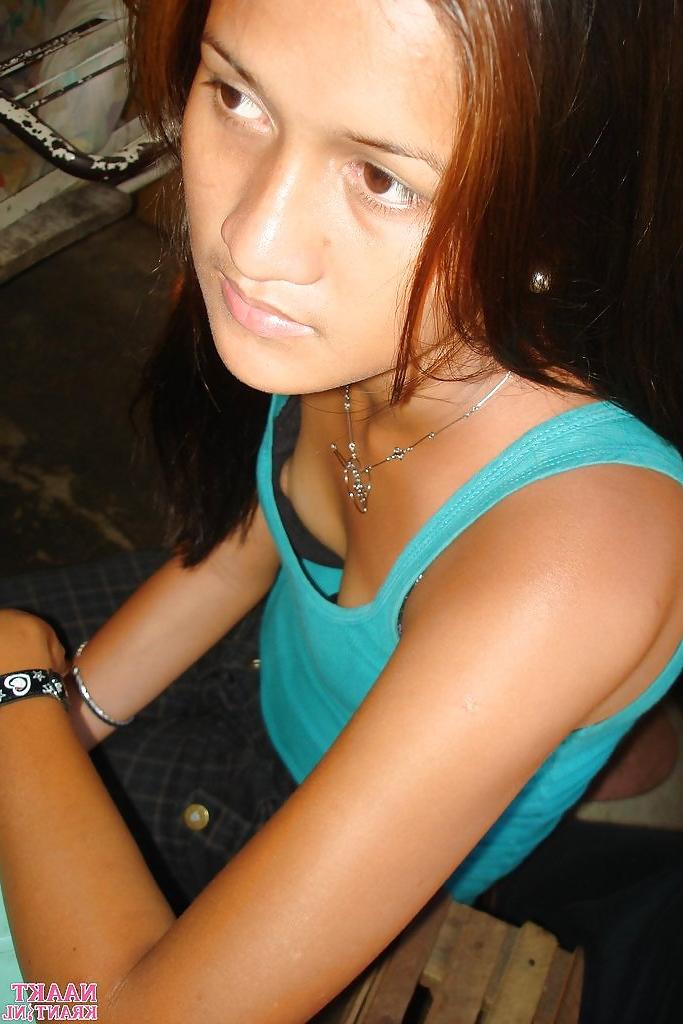 25P Nipples Slips Downblouse and Boobs