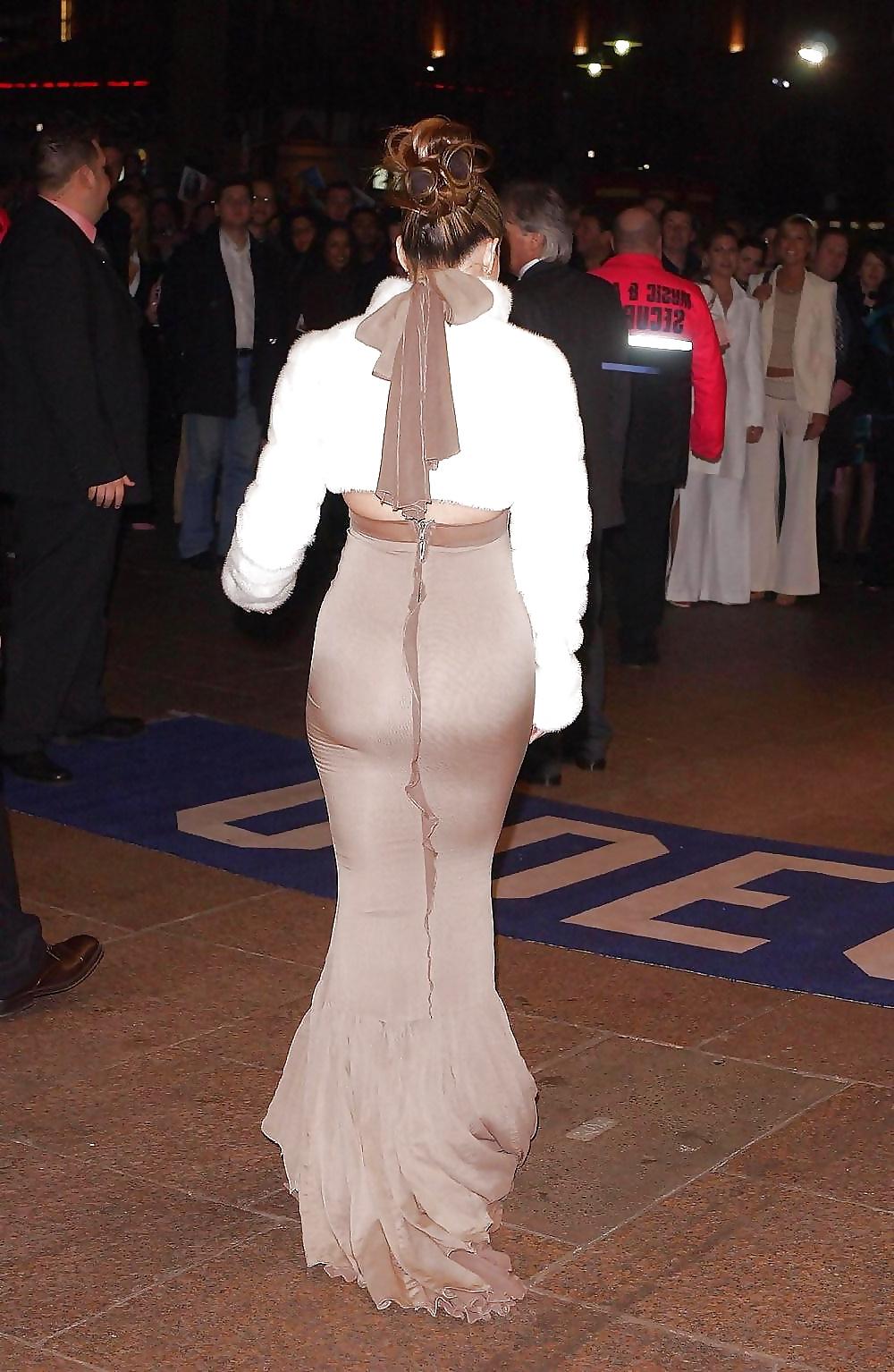 25P Jennifer Lopez oops