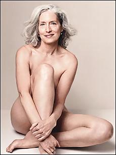 15P Mature milfs sexy