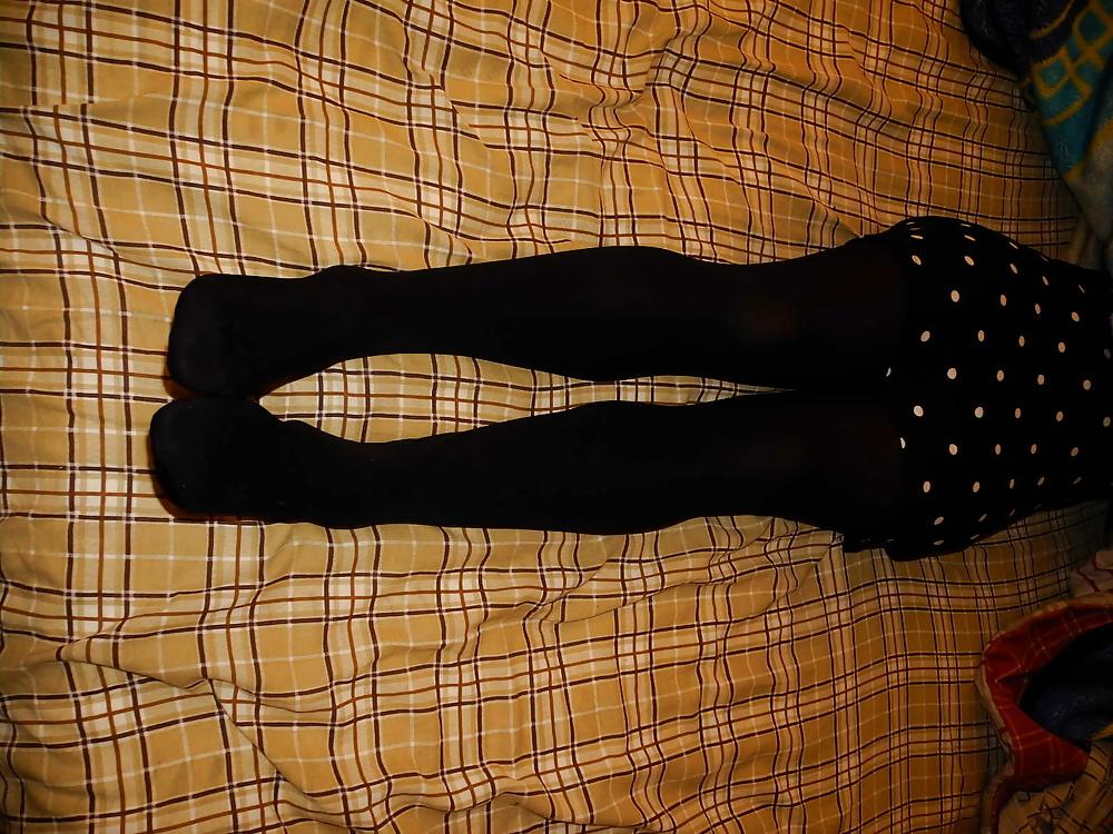23P My girlfriend in pantyhose footjob and ready to fuck