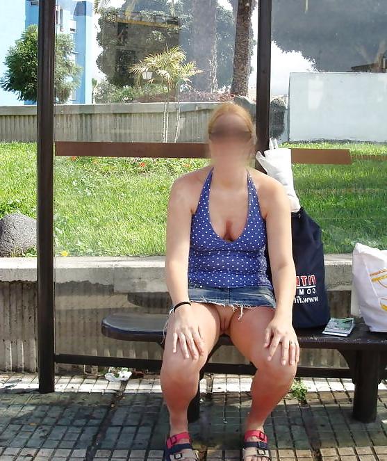 25P Mature Upskirt - 18