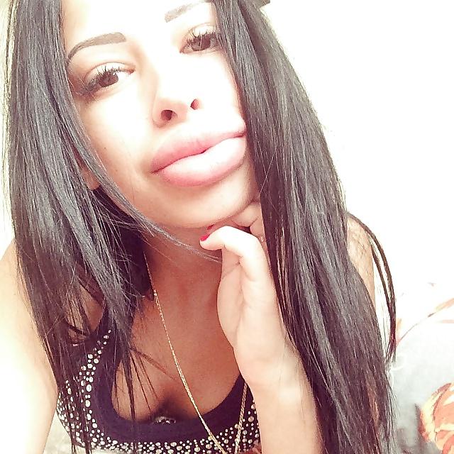 25P Big Lips Beauty Anya Khachaturyan (Apparently) 