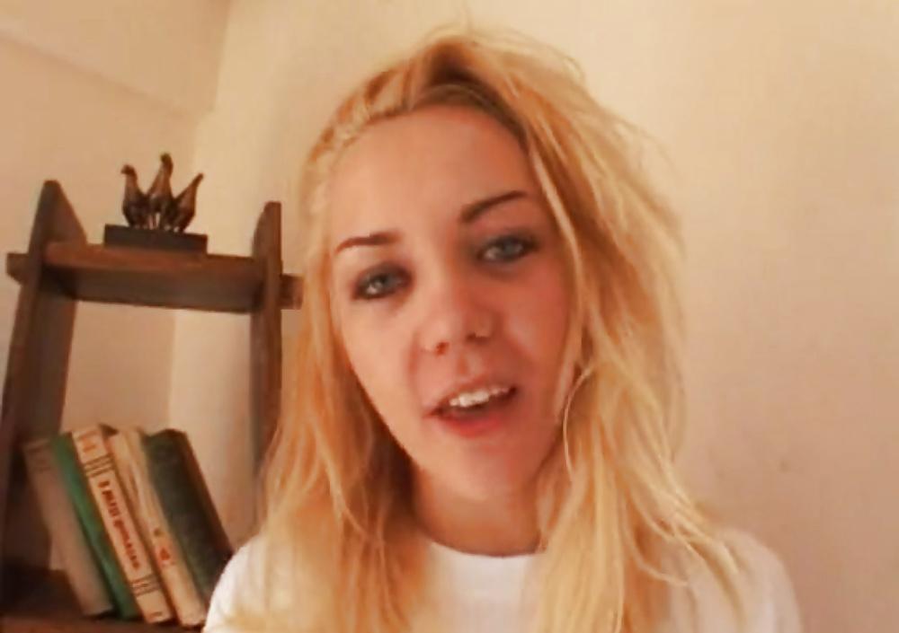 12P Annette schwarz cumshot