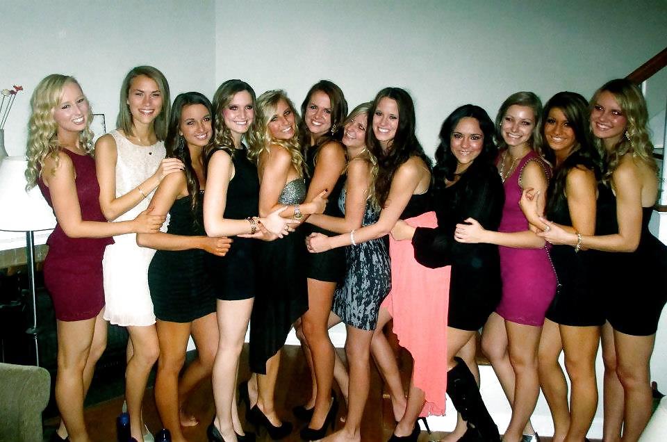 25P Facebook college girls 14 sorority teens bikini party