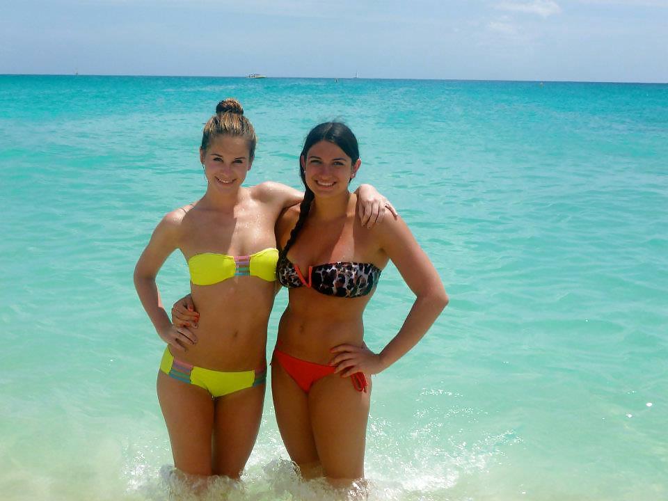 25P Facebook college girls 14 sorority teens bikini party