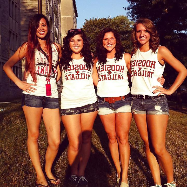 25P Facebook college girls 14 sorority teens bikini party