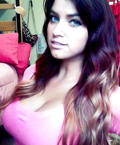 25P Facebook college girls 14 sorority teens bikini party