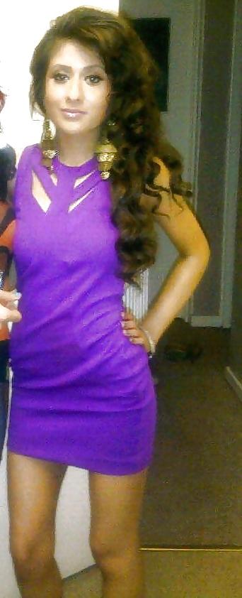 25P Sexy uk desi chicks