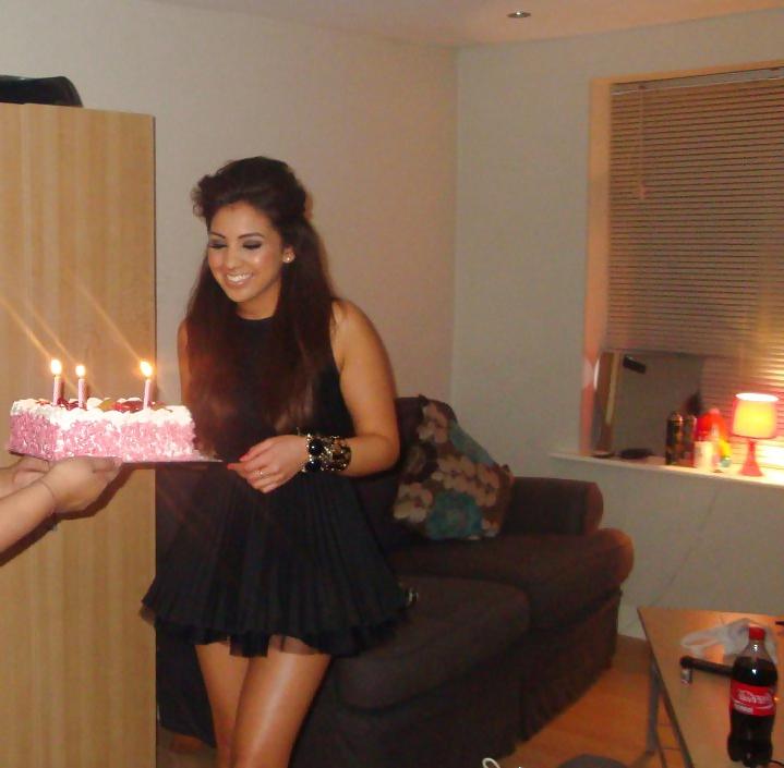 25P Sexy uk desi chicks