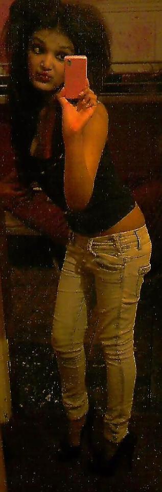 25P Sexy uk desi chicks