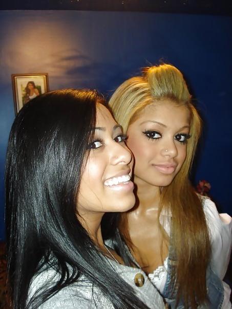 25P Sexy uk desi chicks
