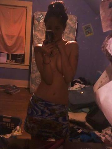 7P Self Shot Brunette