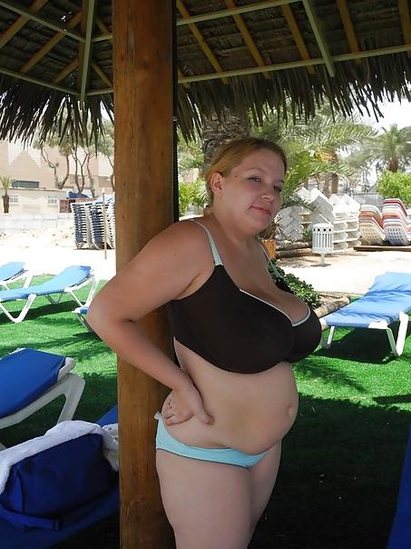 14P Busty Russian Woman 1781