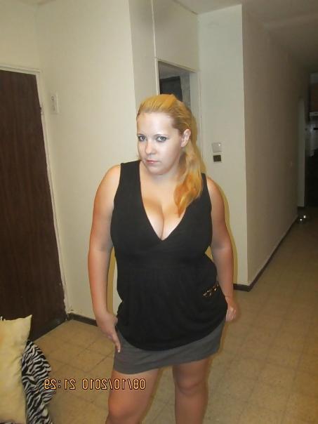 14P Busty Russian Woman 1781
