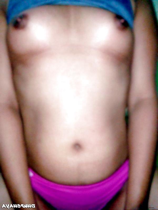 18P HOT DESI GIRL EXPOSED