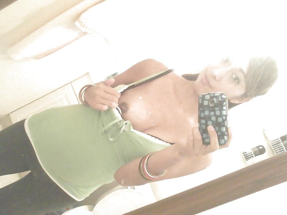 13P Desi selfie