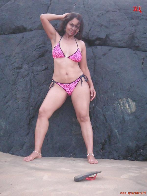 10P Desi Bikini Bash - 015