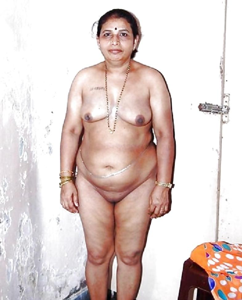 12P Desi india girls