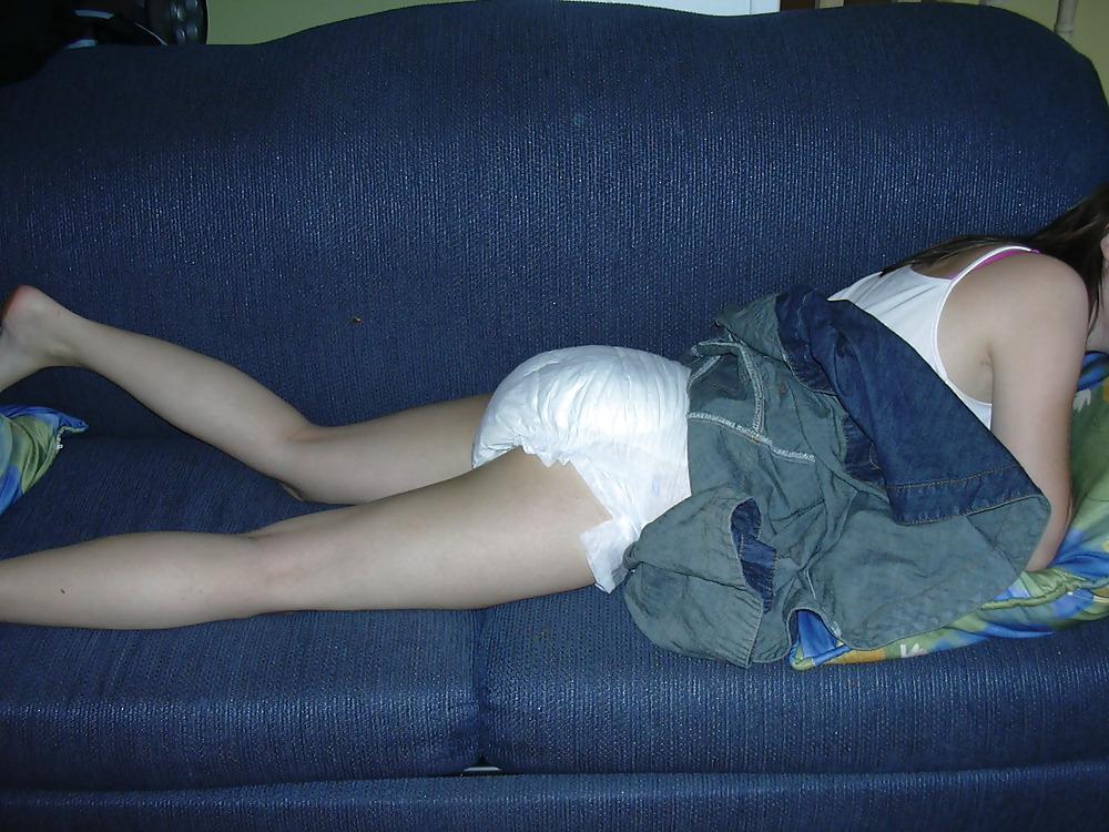 25P Wife In Diaper
