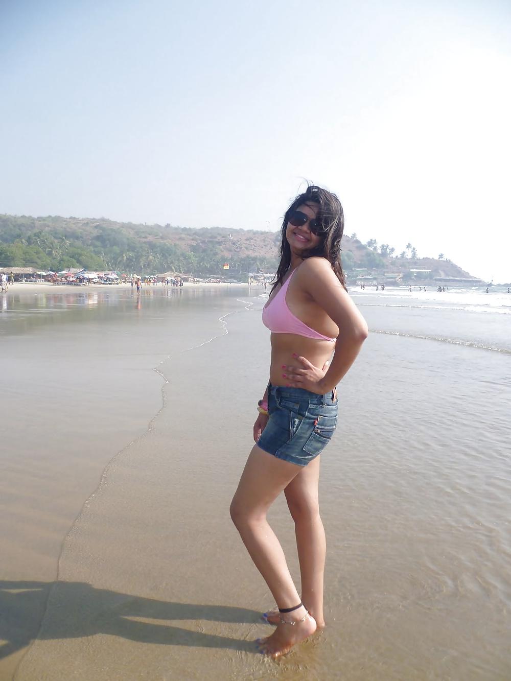 17P Desi Bikini Bash - 002