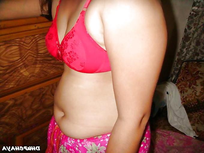 22P DESI HOT BHABHI IN SALWAR EXPOSED