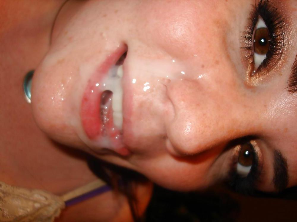 8P Amazing Redhead Likes to Suck Dick