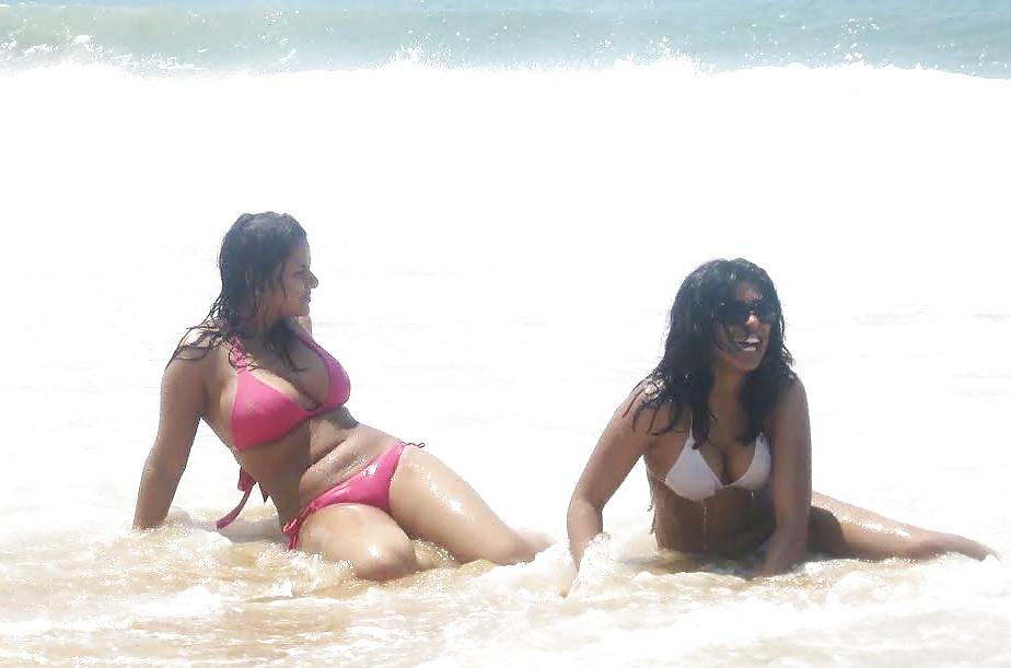 10P Desi Bikini Bash - 016