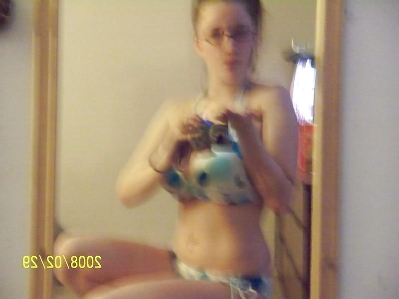25P Jus Busty Girl Shoot Her Self