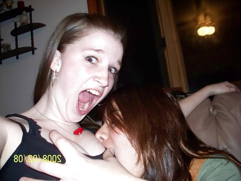 25P Jus Busty Girl Shoot Her Self
