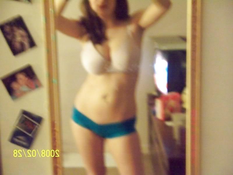 25P Jus Busty Girl Shoot Her Self