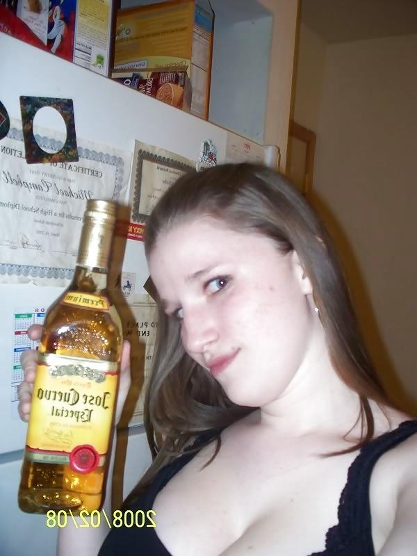 25P Jus Busty Girl Shoot Her Self