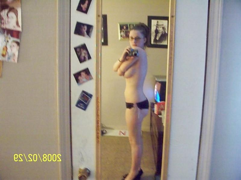 25P Jus Busty Girl Shoot Her Self