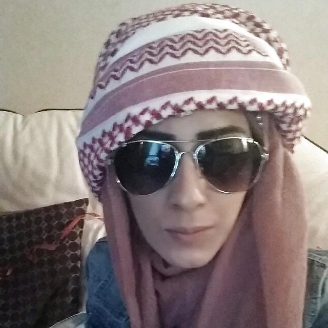 13P Hijab desi