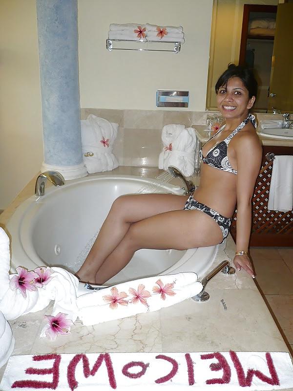 10P Desi Bikini Bash - 006