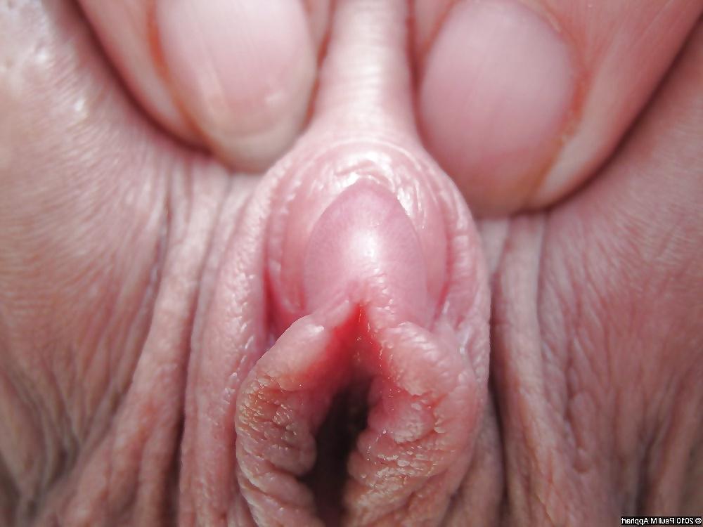 12P Big Clits & Lips