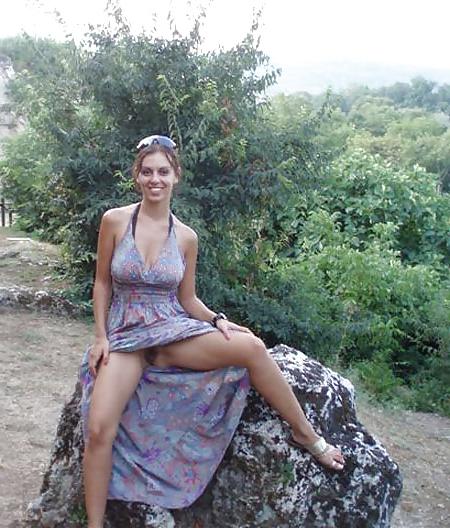 25P Amateur upskirt