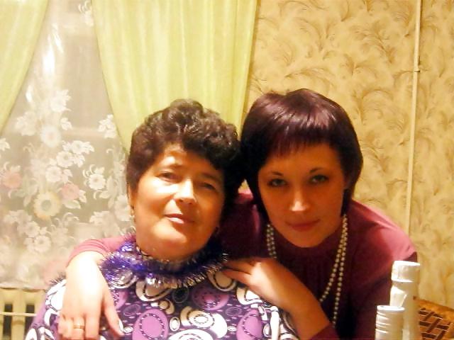 18P Russian Mothers&Daughters! Amateur Mixed!