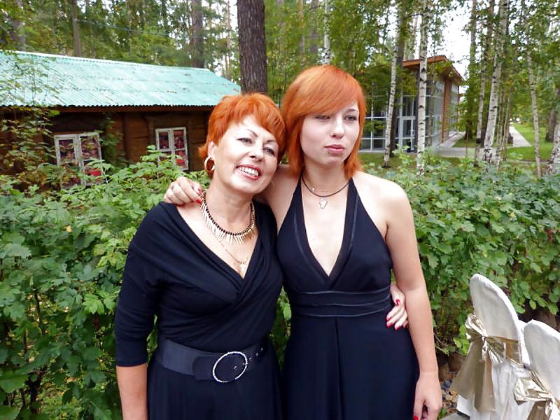 18P Russian Mothers&Daughters! Amateur Mixed!