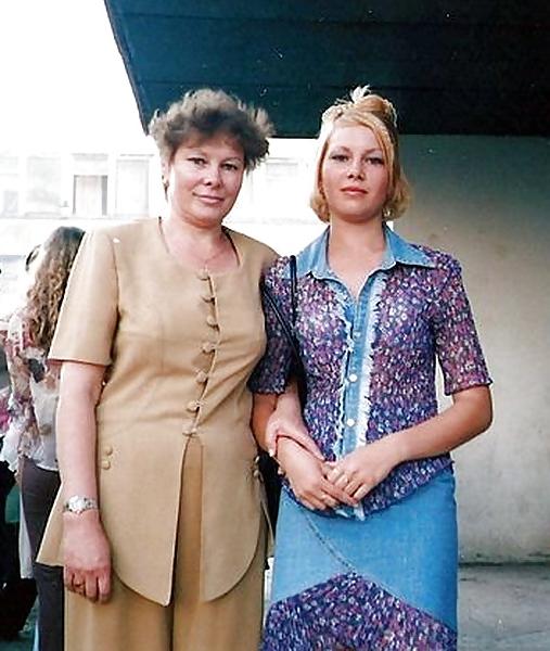 18P Russian Mothers&Daughters! Amateur Mixed!