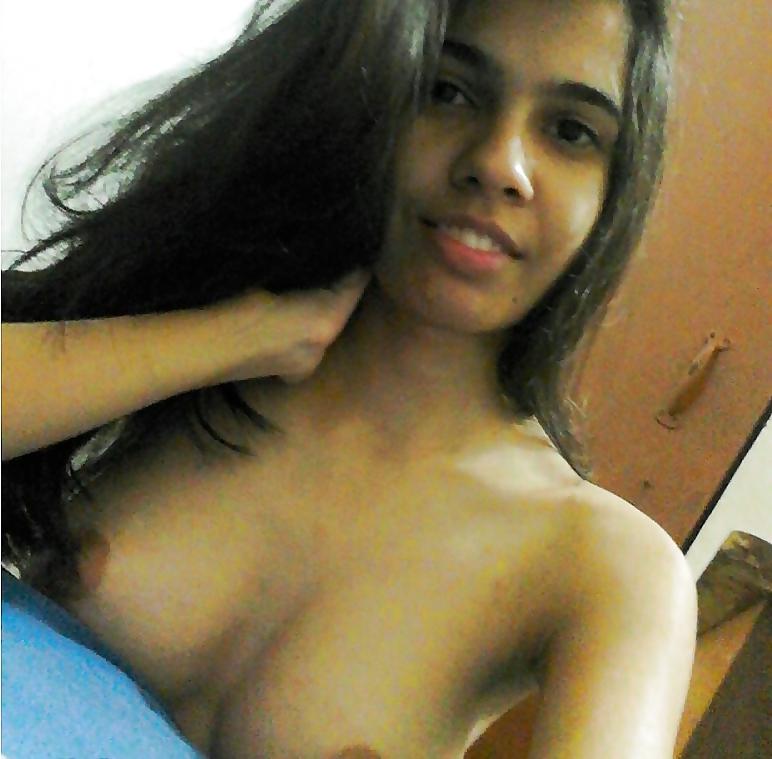 25P Hot Desi Girls 3