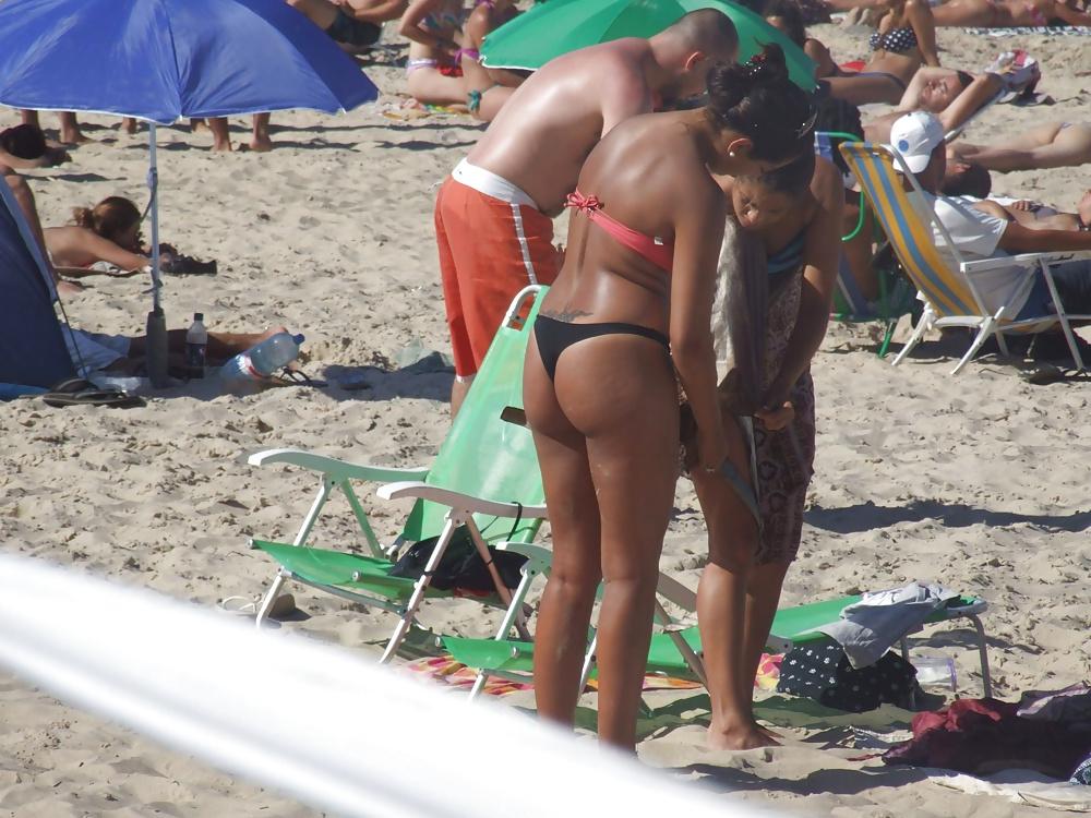 21P Ass beach contest! Comment