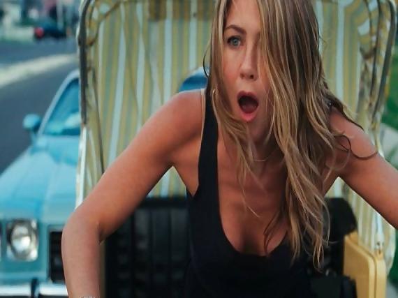 18P Celeb Downblouse