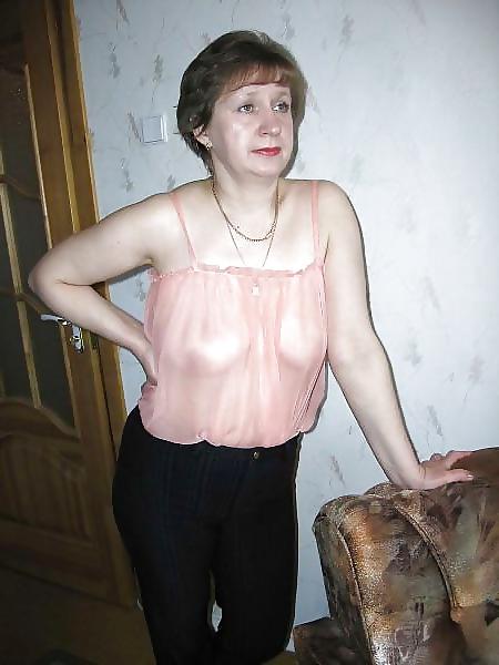 25P Psstt! I can See Your Boobies.