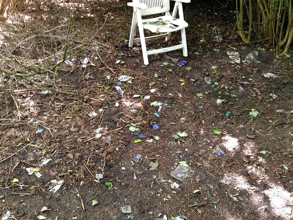 5P Wald in meiner naehe... Strumpfhose.... Kondom... Condom