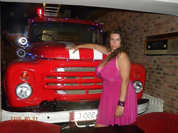 25P Busty Russian Woman 1709