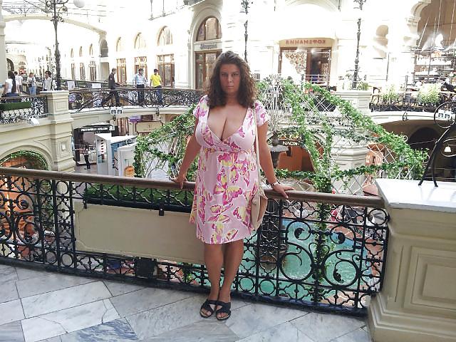 25P Busty Russian Woman 1709