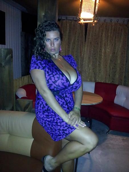 25P Busty Russian Woman 1709