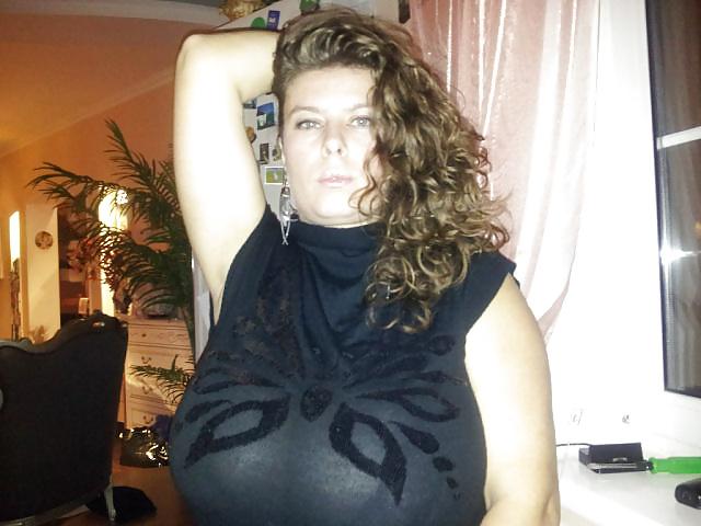 25P Busty Russian Woman 1709