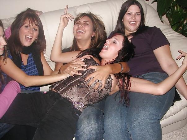 25P Sexy downblouse teen HUGE slut Tina, great tits! 